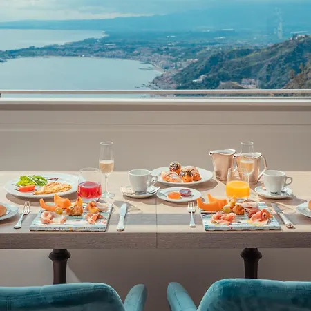 Paradiso 4* Ταορμίνα