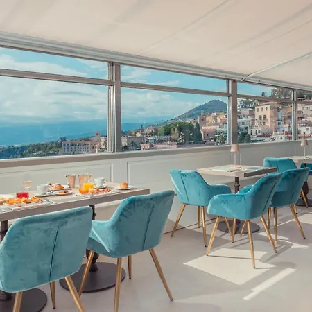 Paradiso 4*