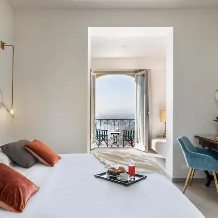 Paradiso Ξενοδοχείο 4*