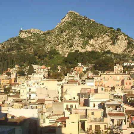 Paradiso Ταορμίνα