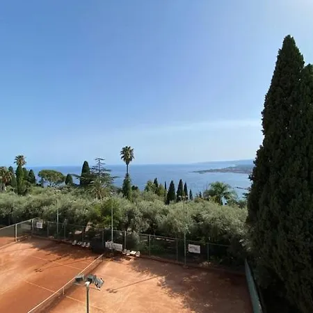 Ξενοδοχείο Paradiso Ταορμίνα