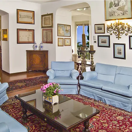 Paradiso 4*